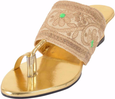 

Praags Women Gold Wedges