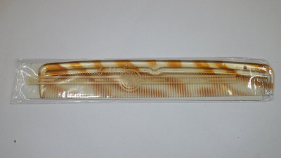 

Brite Men's Comb- Gold seal