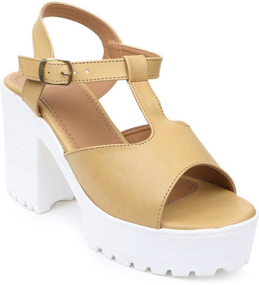 

Bora Bora Women Beige Wedges