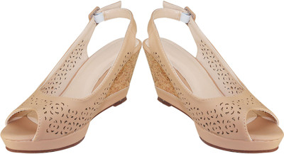 

Rare Women Beige Heels