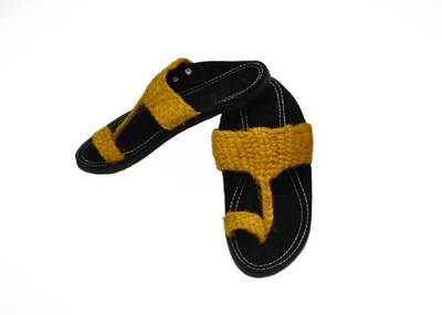 

KOLHAPURI Men Tan Sandals