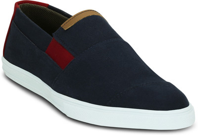 

Get Glamr Boonedock Sneakers For Men(Blue