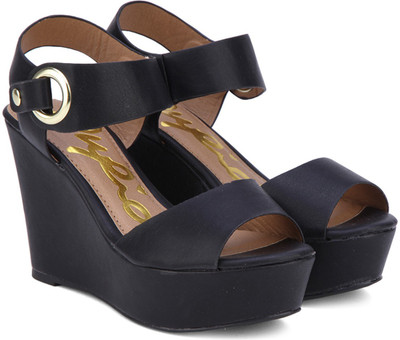 

QUPID Women BKPU Wedges