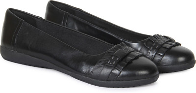 

Clarks Feya Island Black Leather Bellies For Women(Black