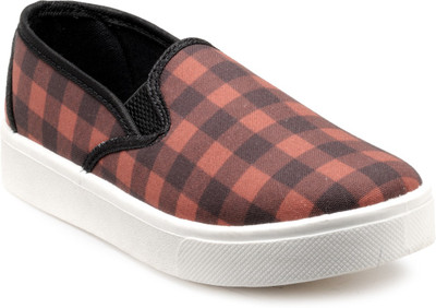 

Nell Casuals For Women(Red