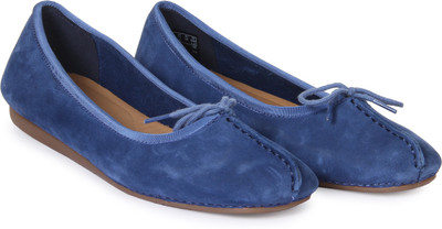 

Clarks Freckle Ice Dark Blue Nubuck Bellies For Women(Blue
