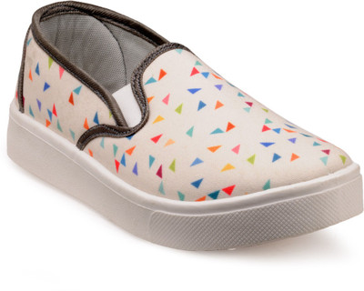 

Nell Casuals For Women(White