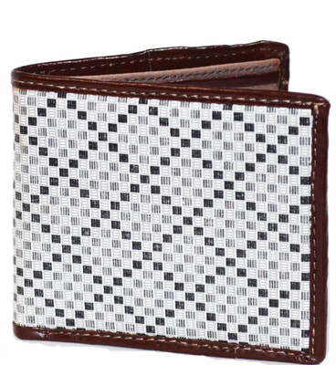 

crapgoos Men White Artificial Leather Wallet(8 Card Slots)
