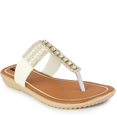 

Moonwalk Women White Flats