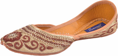 

Tamanna Punajabi-patiyala jutis Party Wear For Women(Multicolor, Multicolor_2