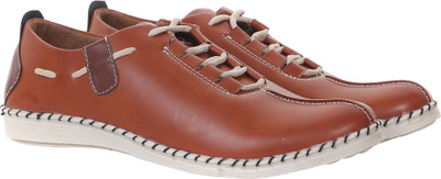 

Quarks Wood lite casual shoes Casuals For Men(Tan