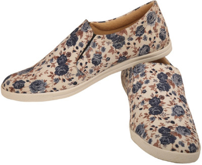 

KARYJERRY Fashionable Shoes Slip On Sneakers For Women(Multicolor