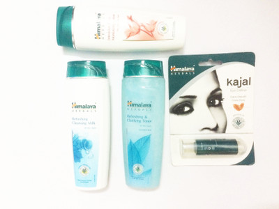 

Himalaya Refreshing cleansing toner, refreshing cleasing milk, face lotion, kajal(Set of)