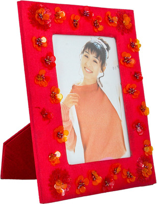 

CompetentCraft Cloth Photo Frame(Red, 1 Photos)