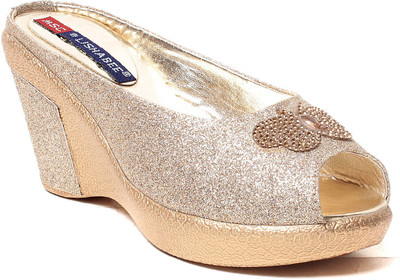 

MSC Women Gold Wedges