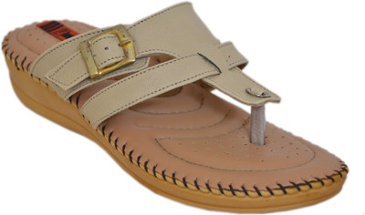 

1 WALK Women Beige Flats