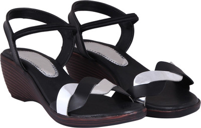 

Lily Women Black Wedges