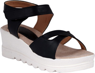 

Lily Women Black Wedges