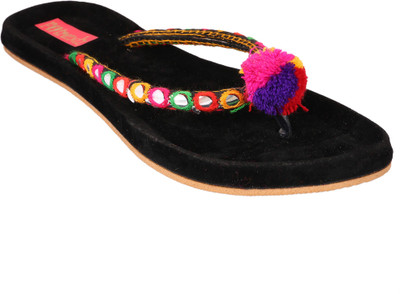 

Footrendz Women Black Flats