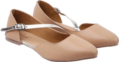 

Jade Women Khaki Flats