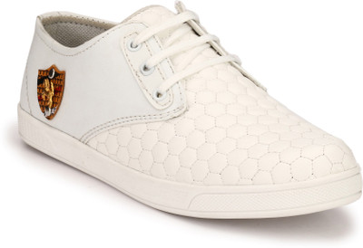 

Peponi Paul Parkman Stylish Casuals For Men(White