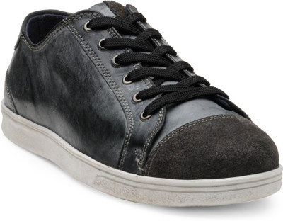 

Hats Off Accessories Sneakers For Men(Grey