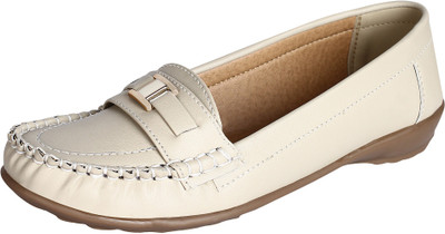 

Niremo Women Cream Sandals