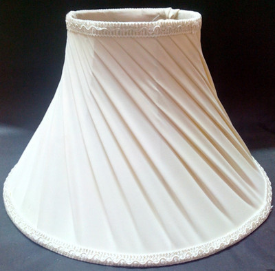 

RDC 10" Round Slanting Pleated Cream with Lace Border - B22 Holder Ring Size Table Lamps Lamp Shade(Cotton)