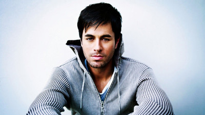 

Music Enrique Iglesias Singers Spain HD Wallpaper Background Fine Art Print(12 inch X 18 inch, Rolled)