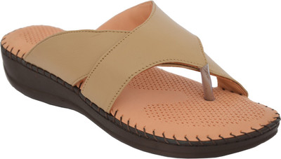 

1 WALK Women Beige Flats