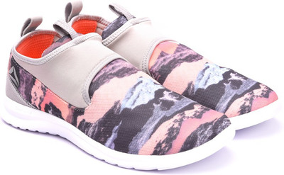 

REEBOK DMX LITE WALK SLIP GP Walking Shoes For Women(Grey, White, Black, Grey/white/black/coral