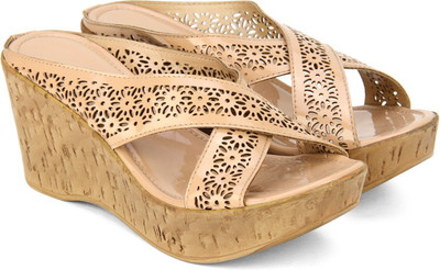 Catwalk Women Beige Flats