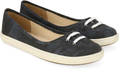 

Miss CL By Carlton London CLL-3684 Casual Shoes For Women(Grey, Dkgrey