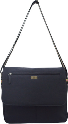 

Arpera Messenger Bag(Black)