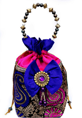 

Craft Trade Flower Potli(Blue)