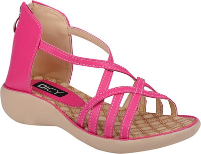 

Dicy Women Pink Flats