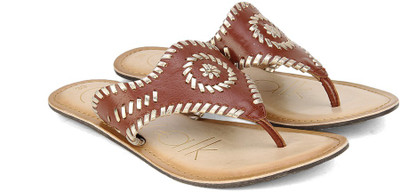 

Catwalk Women Brown Flats