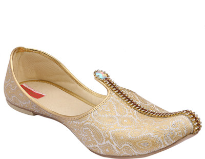 

Footrendz RSMC-3370GO Mojaris For Men(Gold