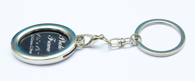 

JOSHISNEST matelic single photo frame key chain Key Chain(Silver)