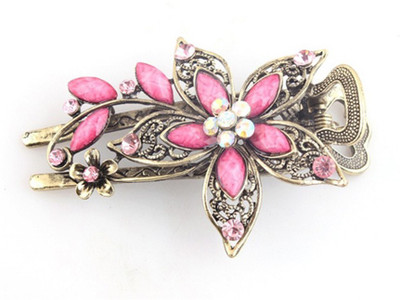 

GELILIA Exotic Crystal Studded Hair Clip(Pink)