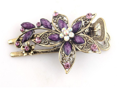 

GELILIA Exotic Crystal Studded Hair Clip(Purple)