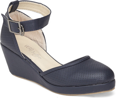 

Vero Couture Women Blue Wedges