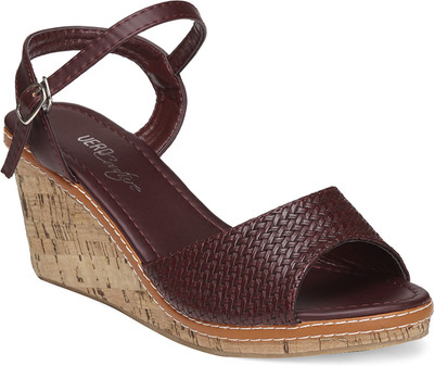 

Vero Couture Women Red Wedges