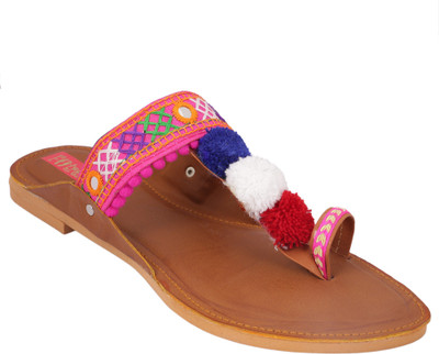

Footrendz Women Pink Flats