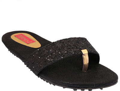 

Footrendz Women Black Flats