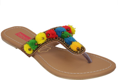 

Footrendz Women Beige Flats