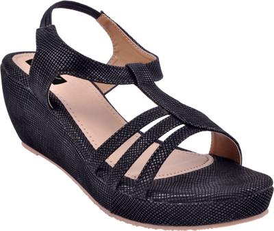 

Dicy Women Black Wedges