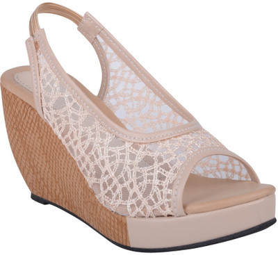 

Dicy Women Cream Wedges