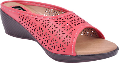

Dicy Women Red Wedges