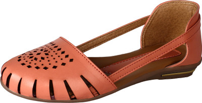 

Niremo Women Peach Sandals